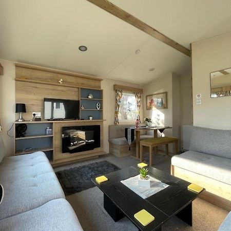 هاستَنغ Deluxe, 3 Bed Holiday Home At Combe Haven Holiday Park المظهر الخارجي الصورة